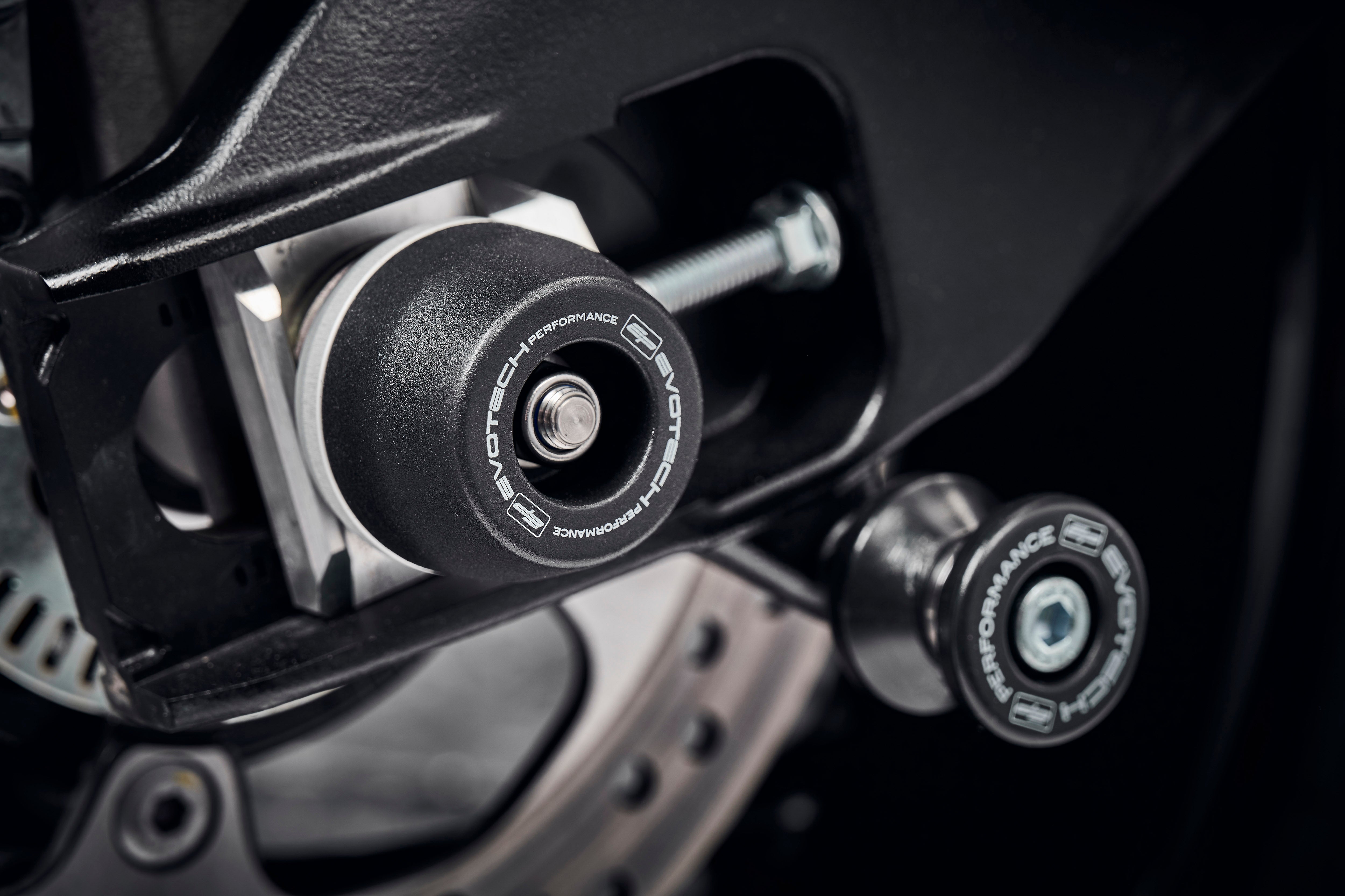 Evotech Spindle Bobbins Kit - Suzuki GSX-S1000Y (2018-2021)