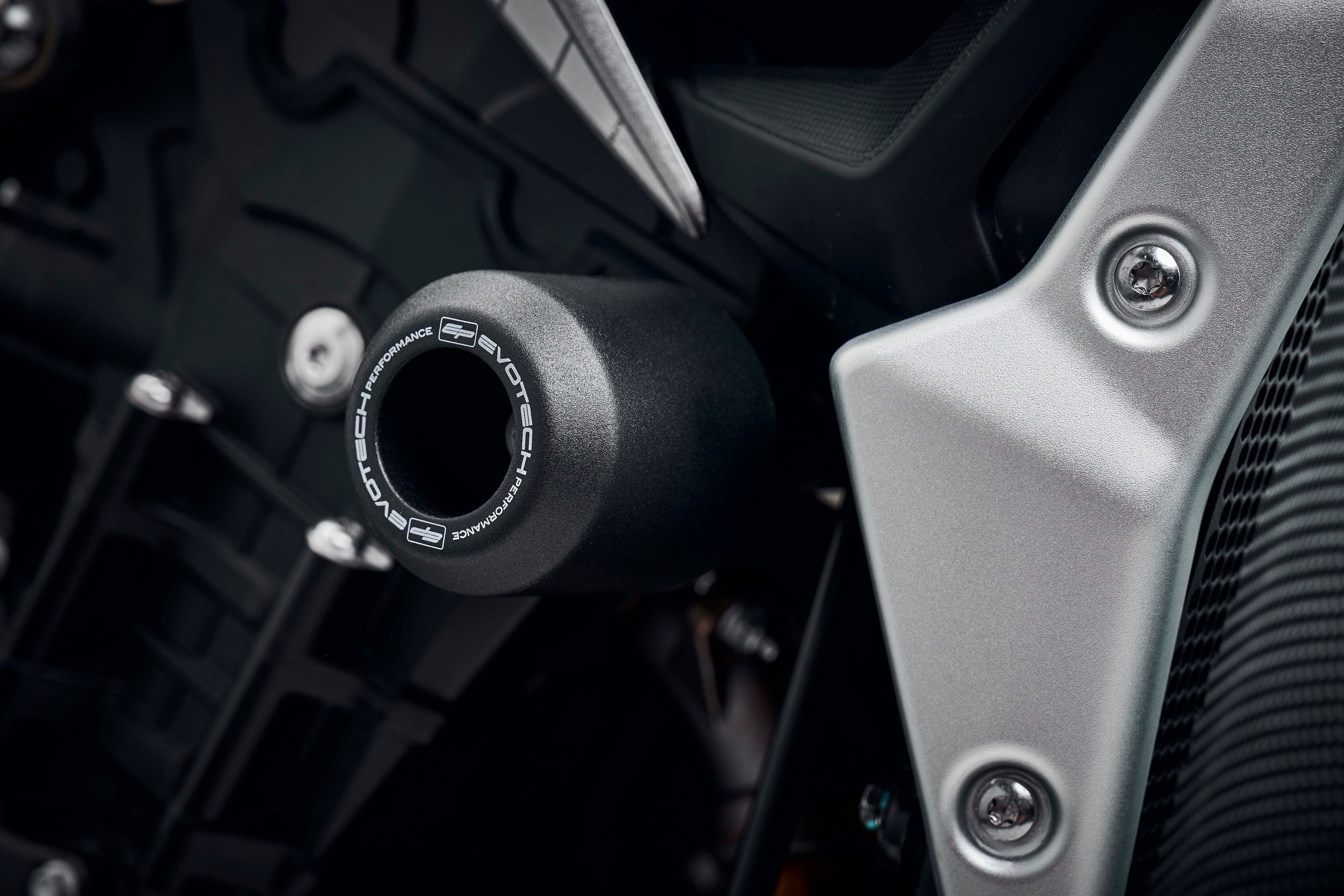 Evotech Crash Bobbins - Triumph Street Triple 765 R (2023+)