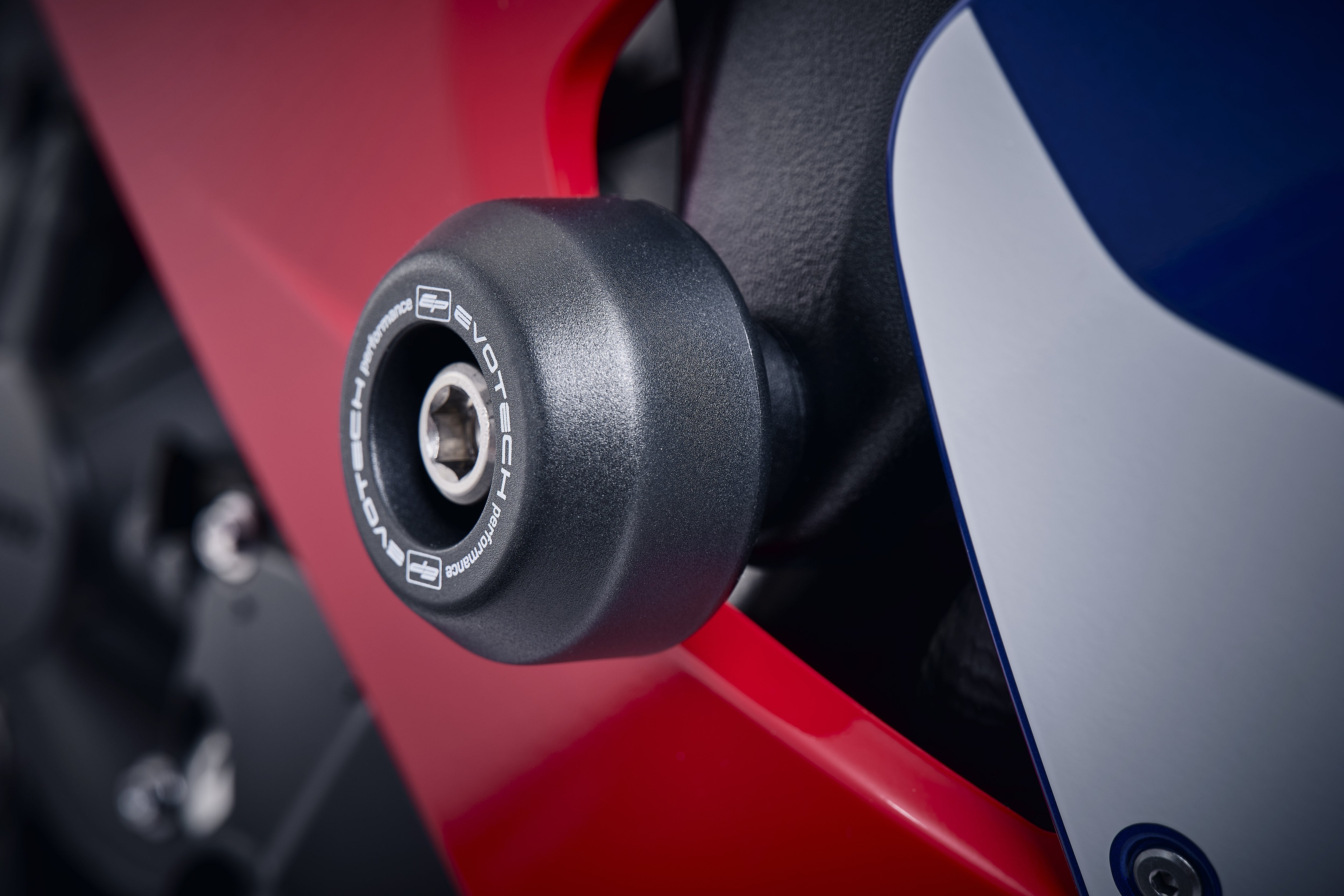 Evotech Crash Protection - Honda CBR1000RR-R Fireblade SP Carbon Edition (2024+)