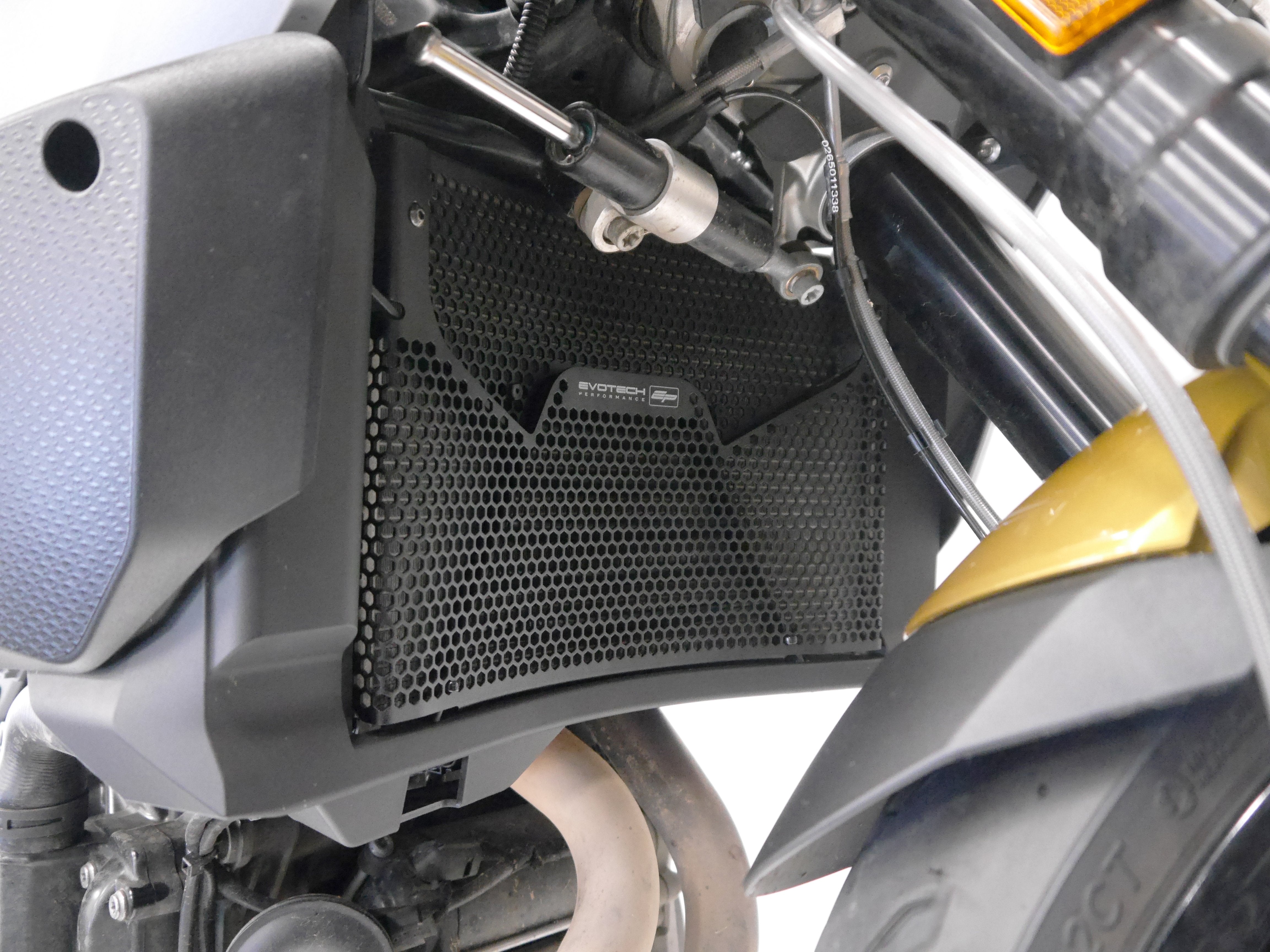 Evotech BMW F 900 XR Radiator Guard (2020 - 2024)