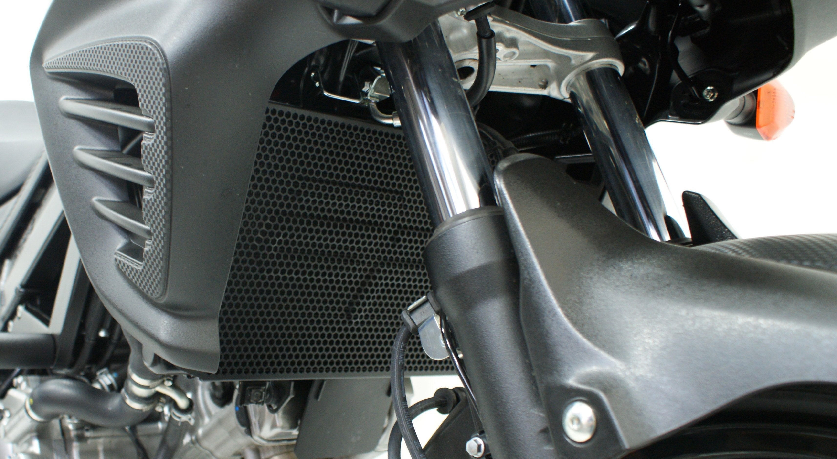 Evotech Radiator Guard - Suzuki DL 650 (2012-2014)