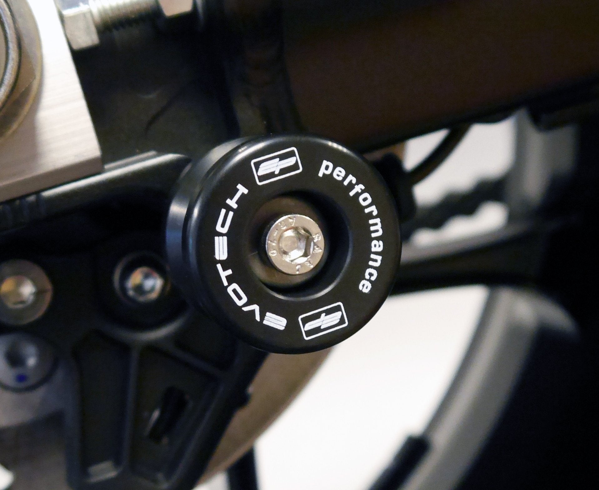 Evotech Paddock Stand Bobbins - Aprilia RSV1000 R (2004-2008)