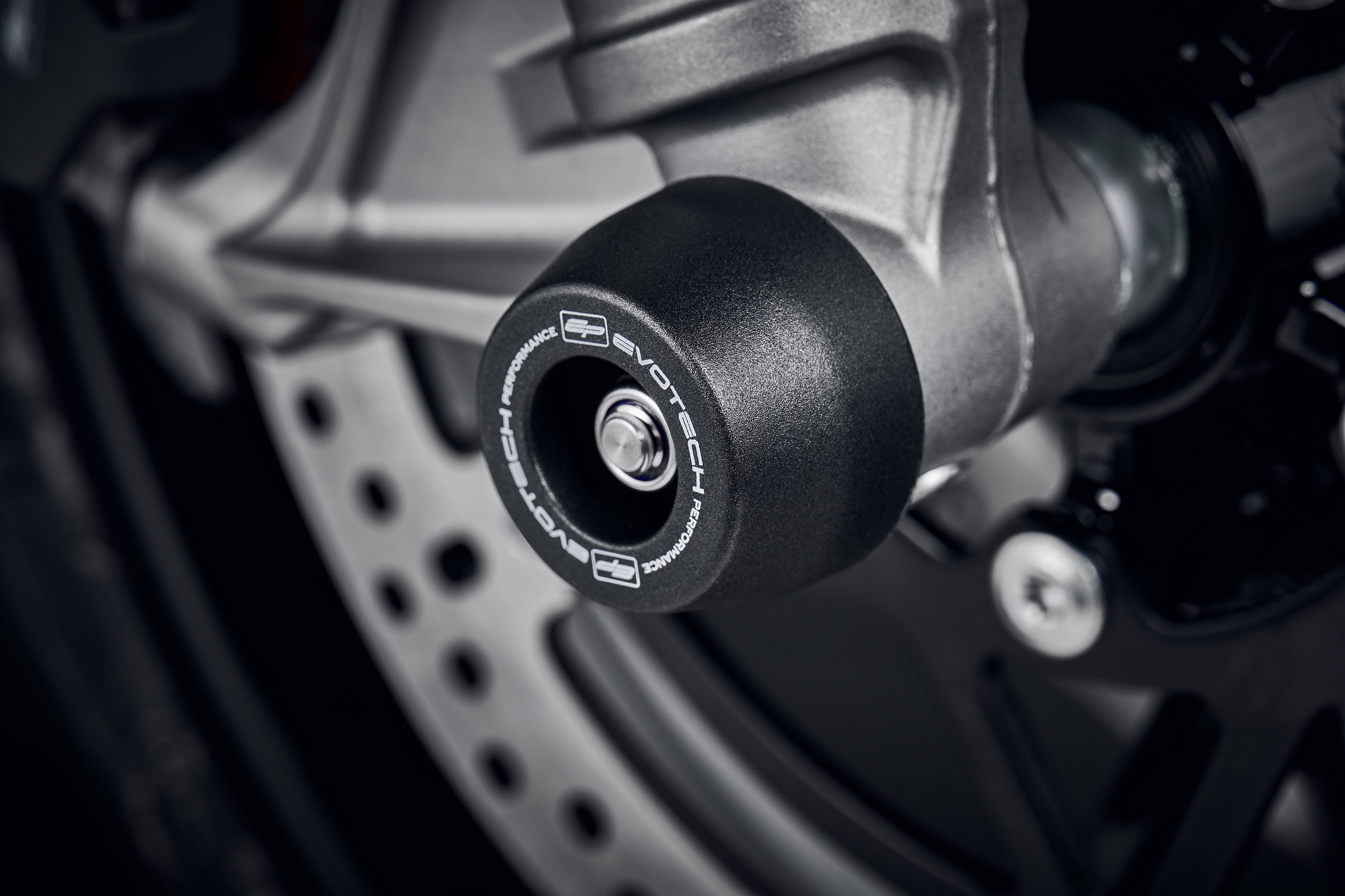 Evotech Spindle Bobbins Kit - Triumph Speed Triple 1200 RR (2022+)