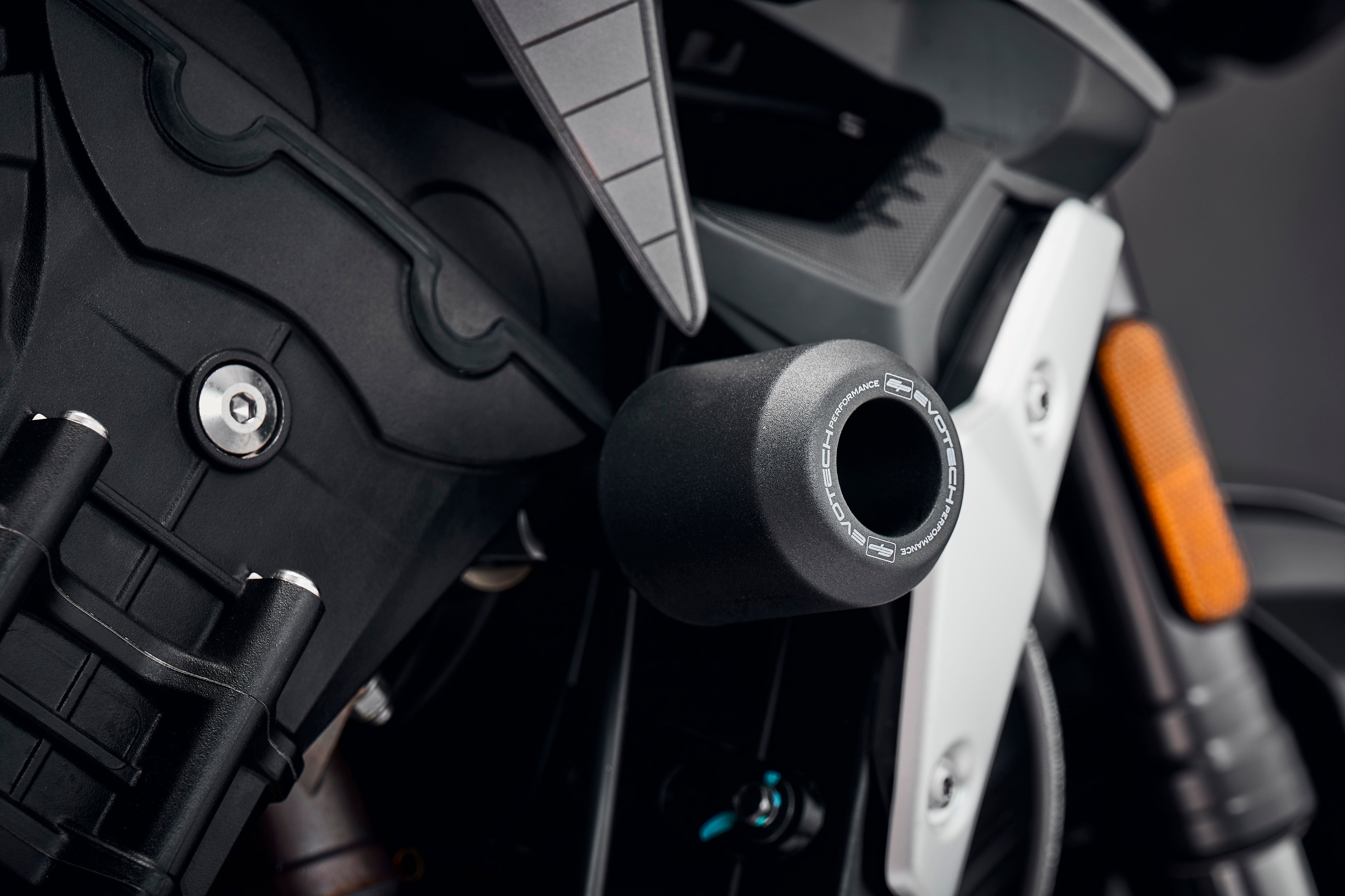 Evotech Crash Bobbins - Triumph Street Triple RS (2020-2022)