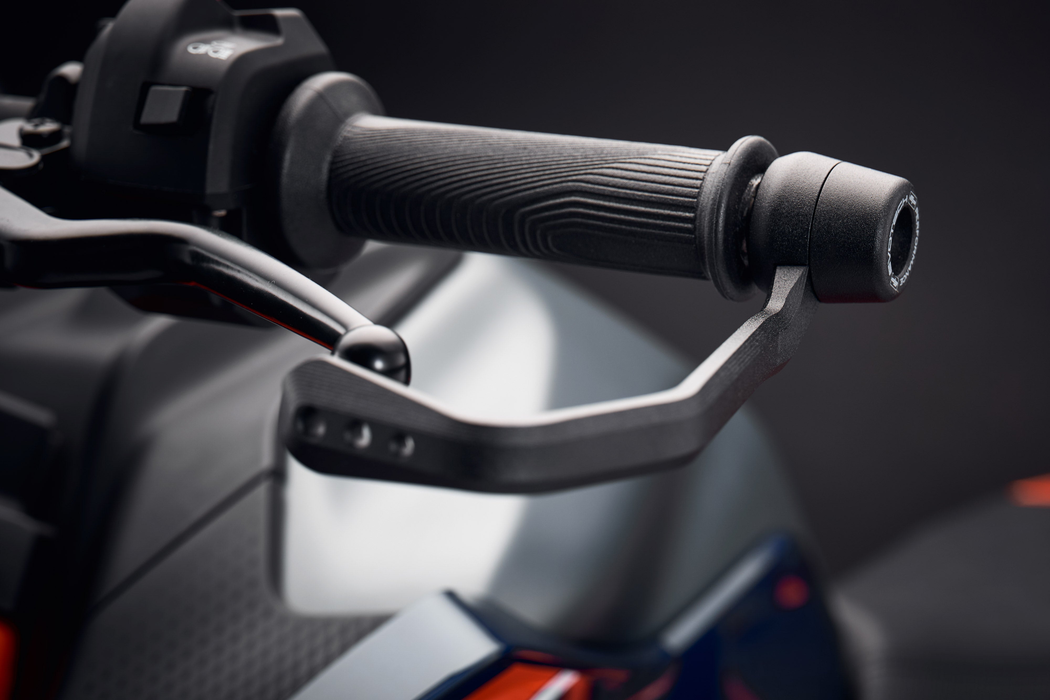 Evotech Brake and Clutch Lever Protector Kit (Road) - Husqvarna Vitpilen 401 (2024+)