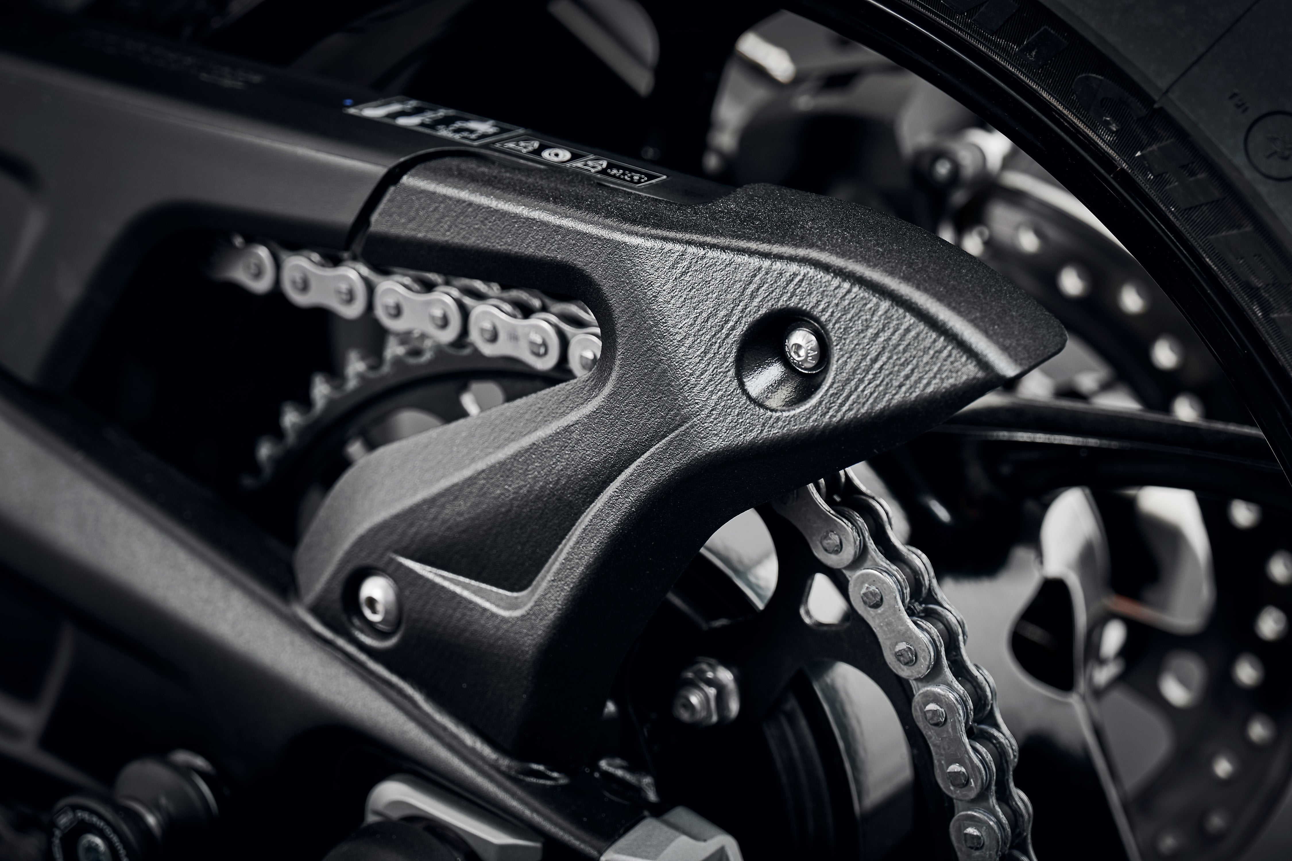 Evotech Chain Guard Swingarm Cover - Triumph Trident (2025)