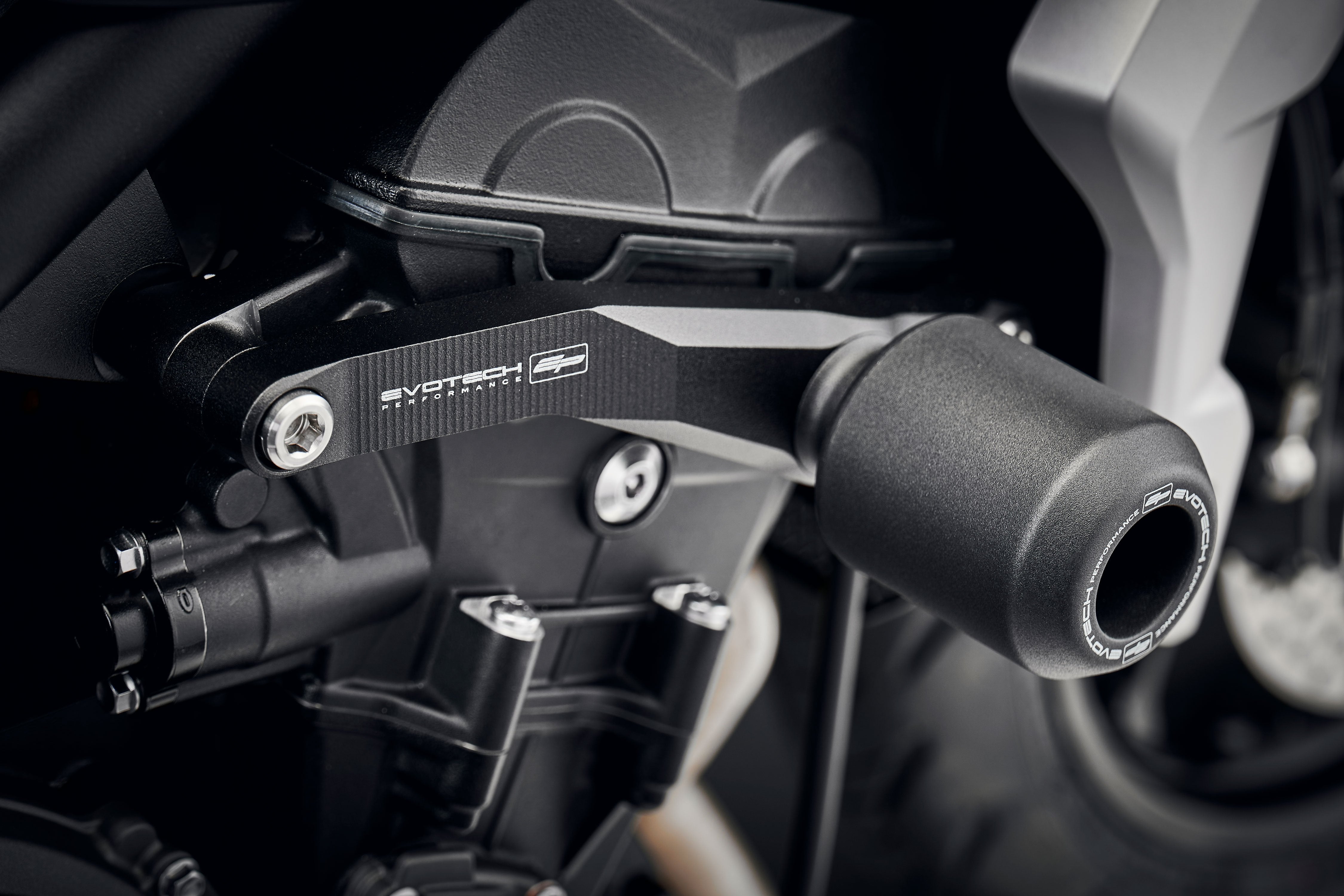 Evotech Crash Protection - Triumph Trident (2025)