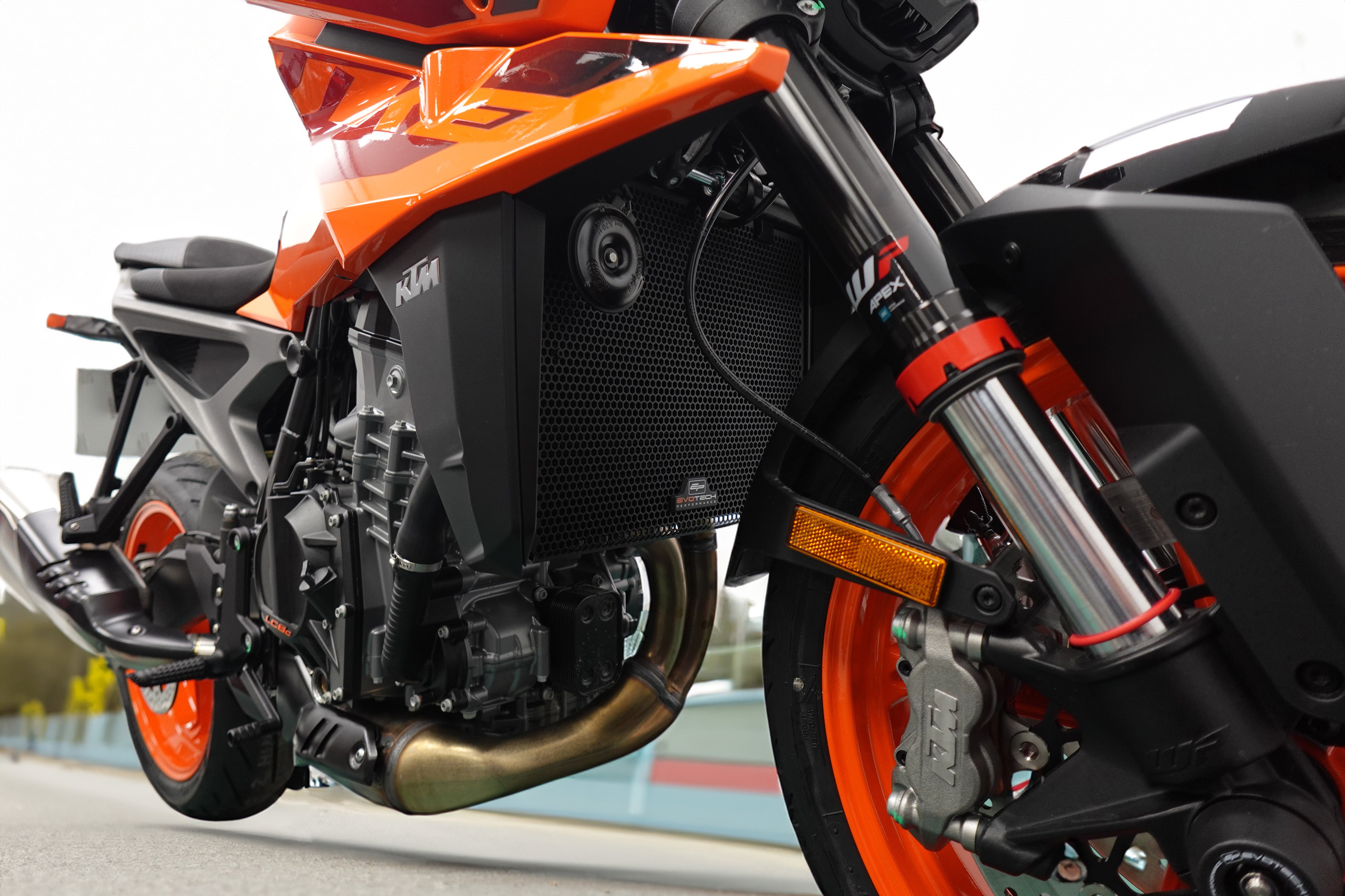 Evotech Duke Radiator Guard - KTM 990 Duke R (2026+)