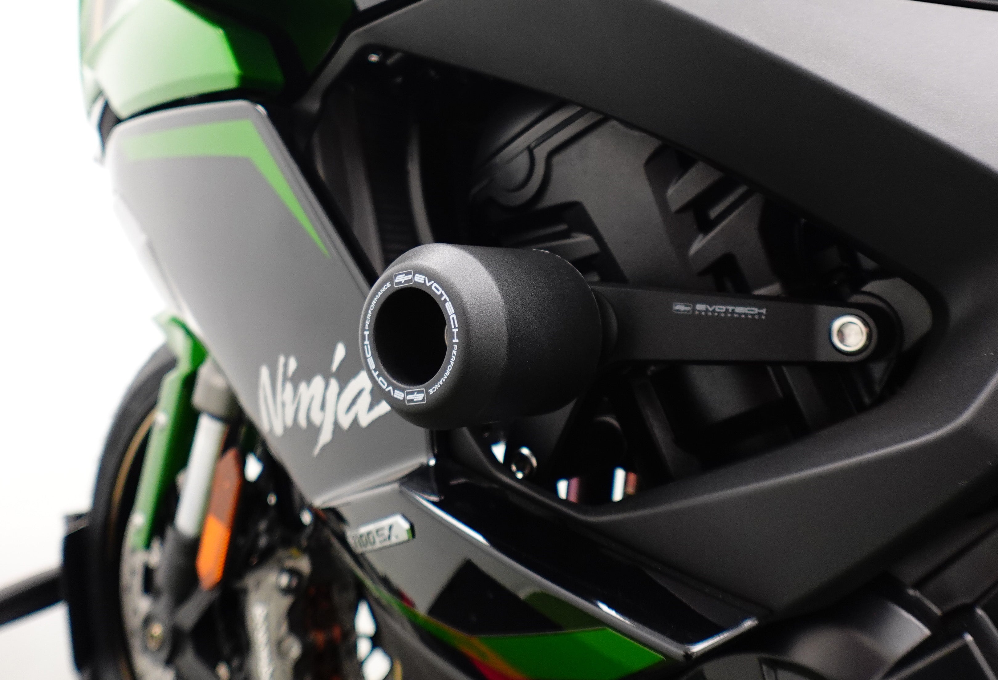 Evotech Main Frame Crash Protection - Kawasaki Ninja 1100SX Tourer (2025+)