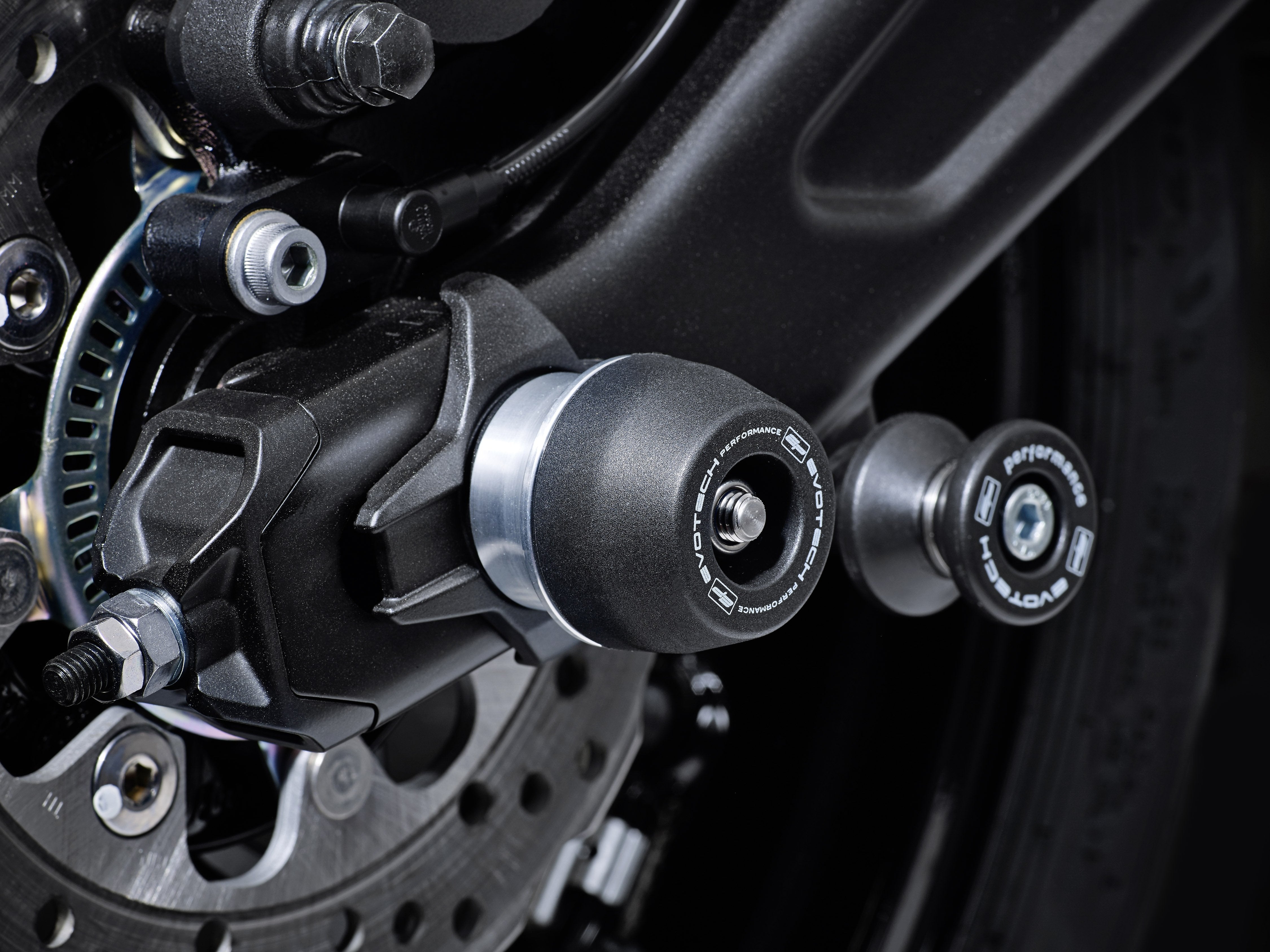 Evotech Rear Spindle Bobbins - Kawasaki Z650 (2017+)