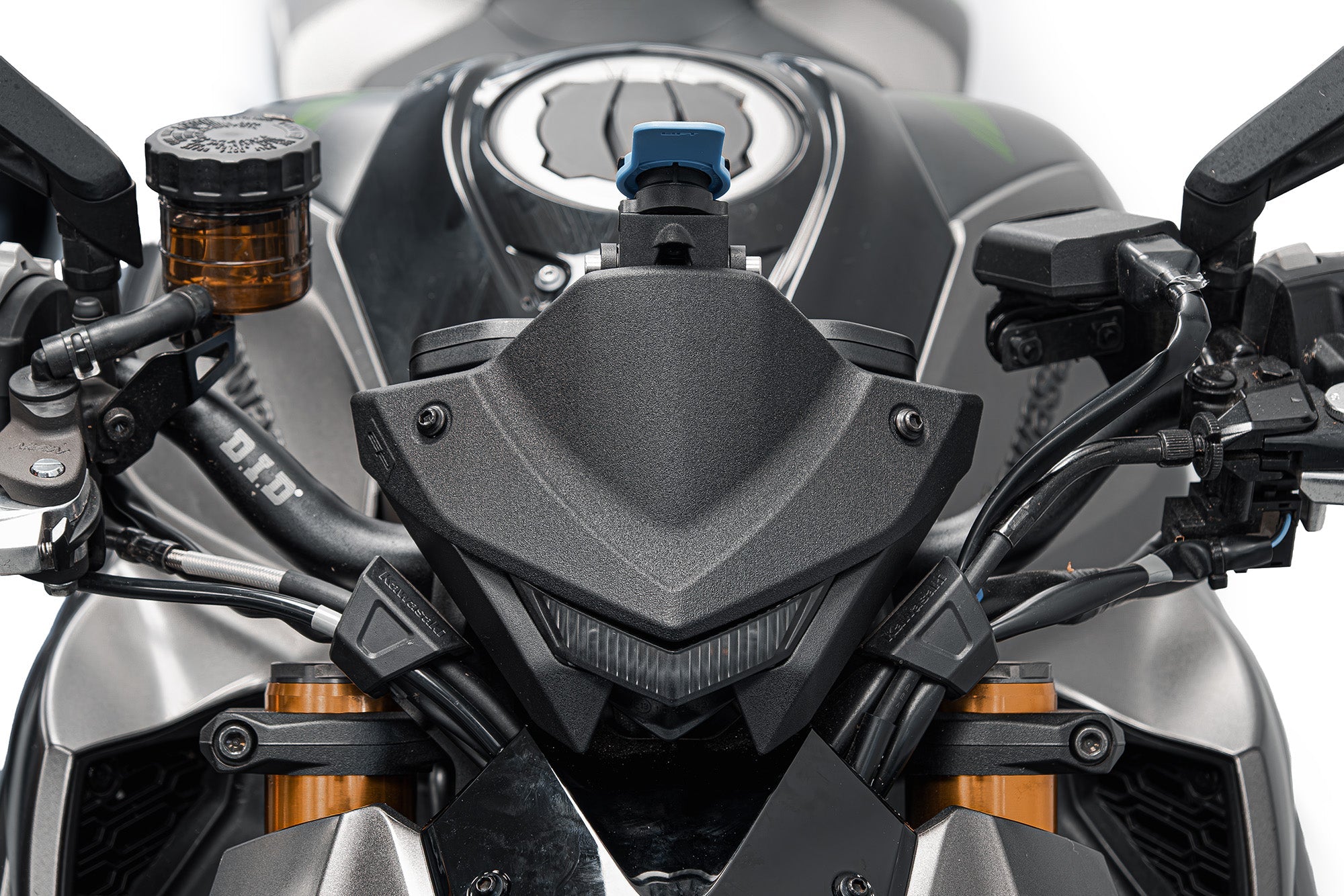 Evotech Quad Lock Compatible Mount - Kawasaki Z1100 (2026+)