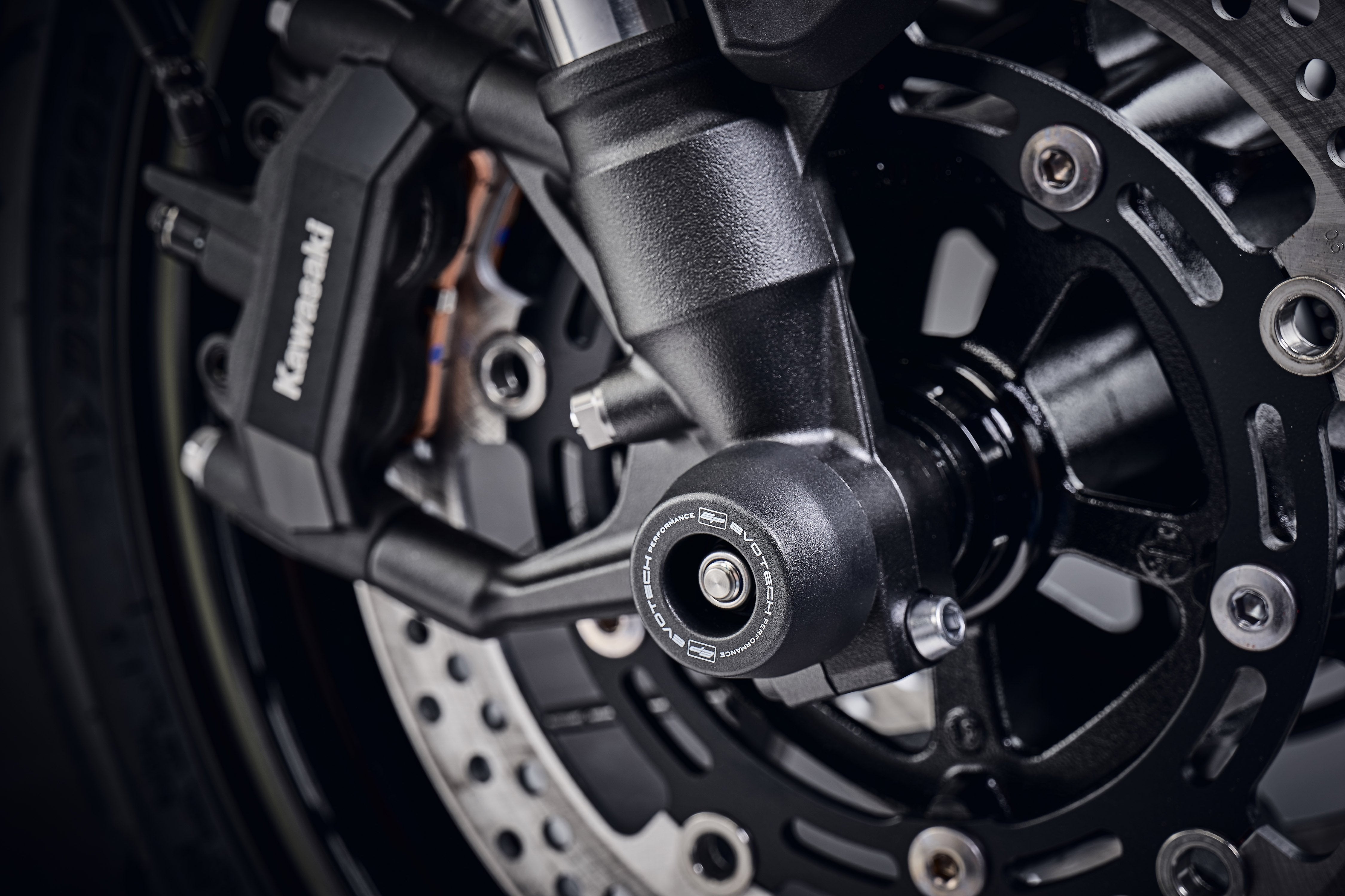 Evotech Front Spindle Bobbins - Kawasaki Z900RS (2018 - 2020)