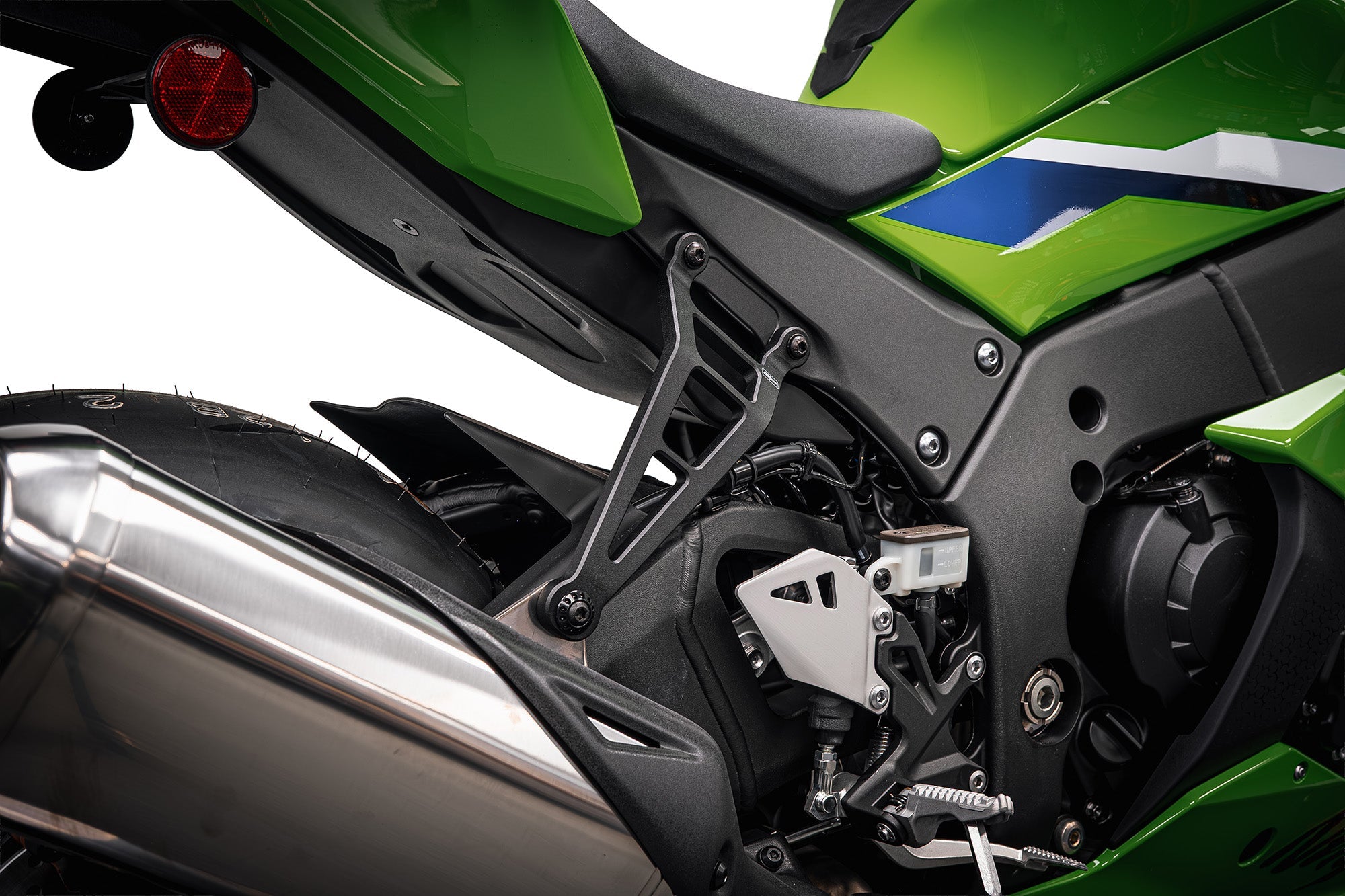 Evotech Kawasaki Ninja ZX-10R Exhaust Hanger & Pillion Footpeg Removal Kit (2026+)