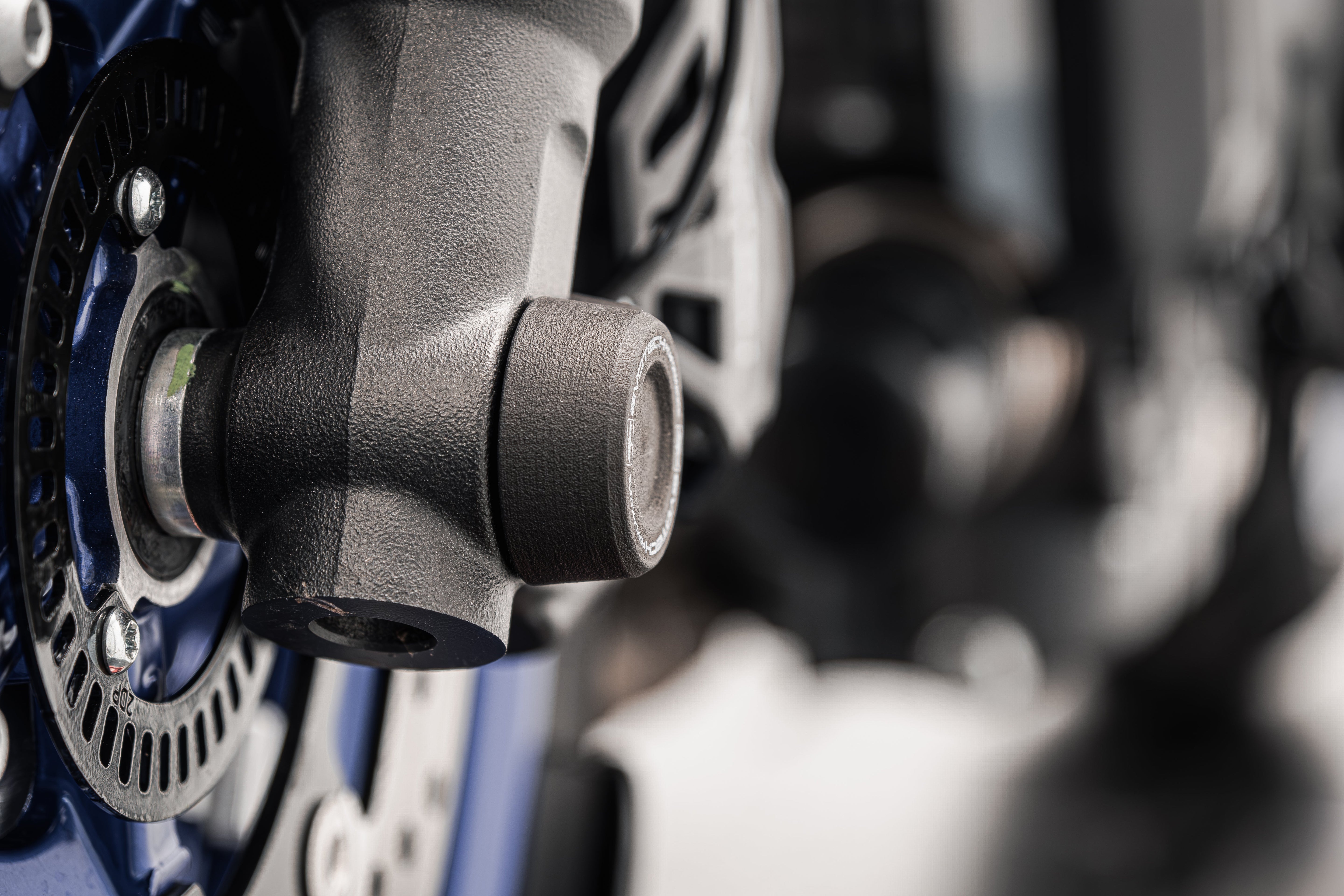 Evotech Front Spindle Bobbins - Yamaha Tracer 7 GT (2025+)