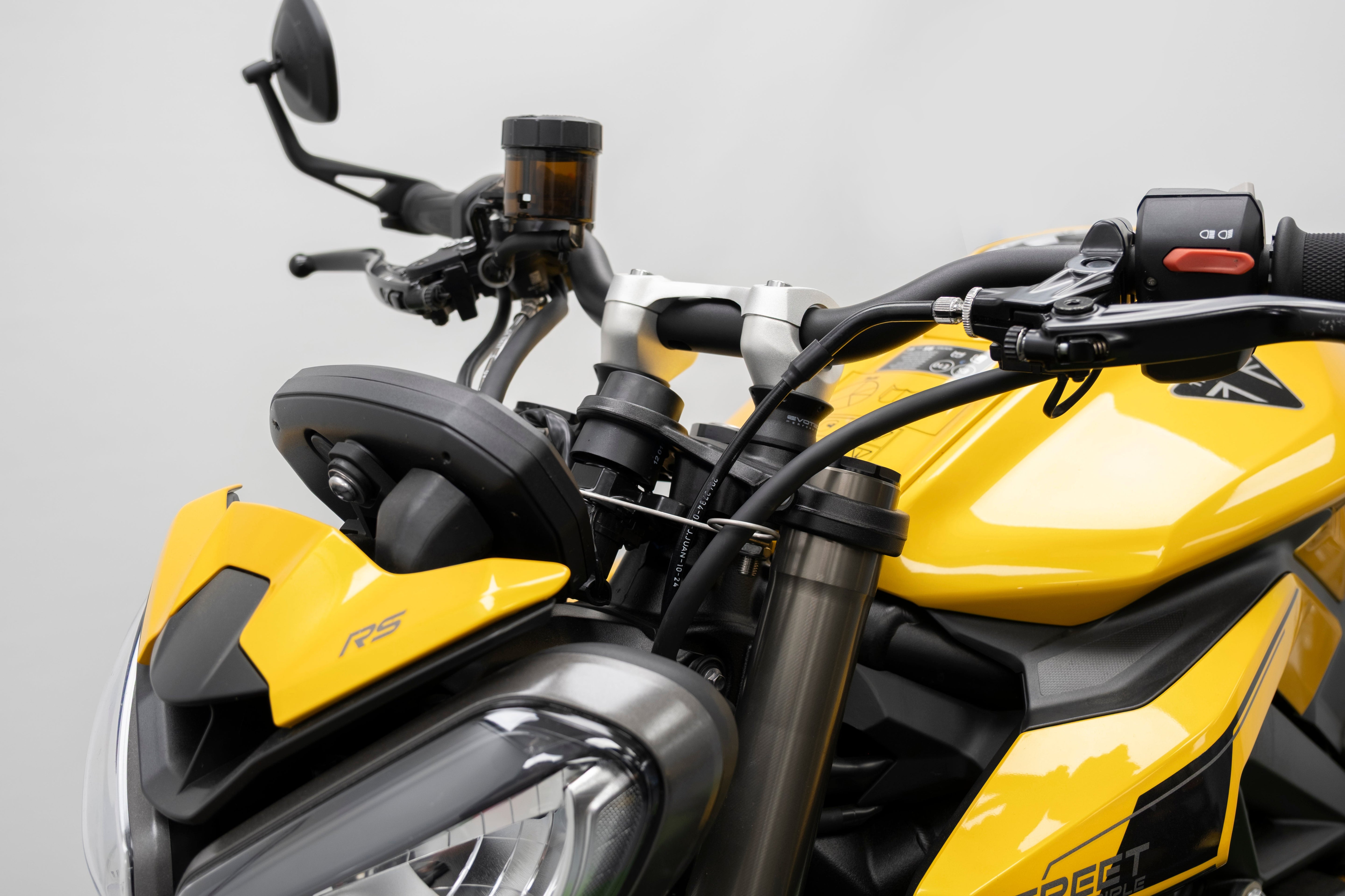 Evotech Handlebar Riser - Triumph Street Triple 765 RS (2023+)