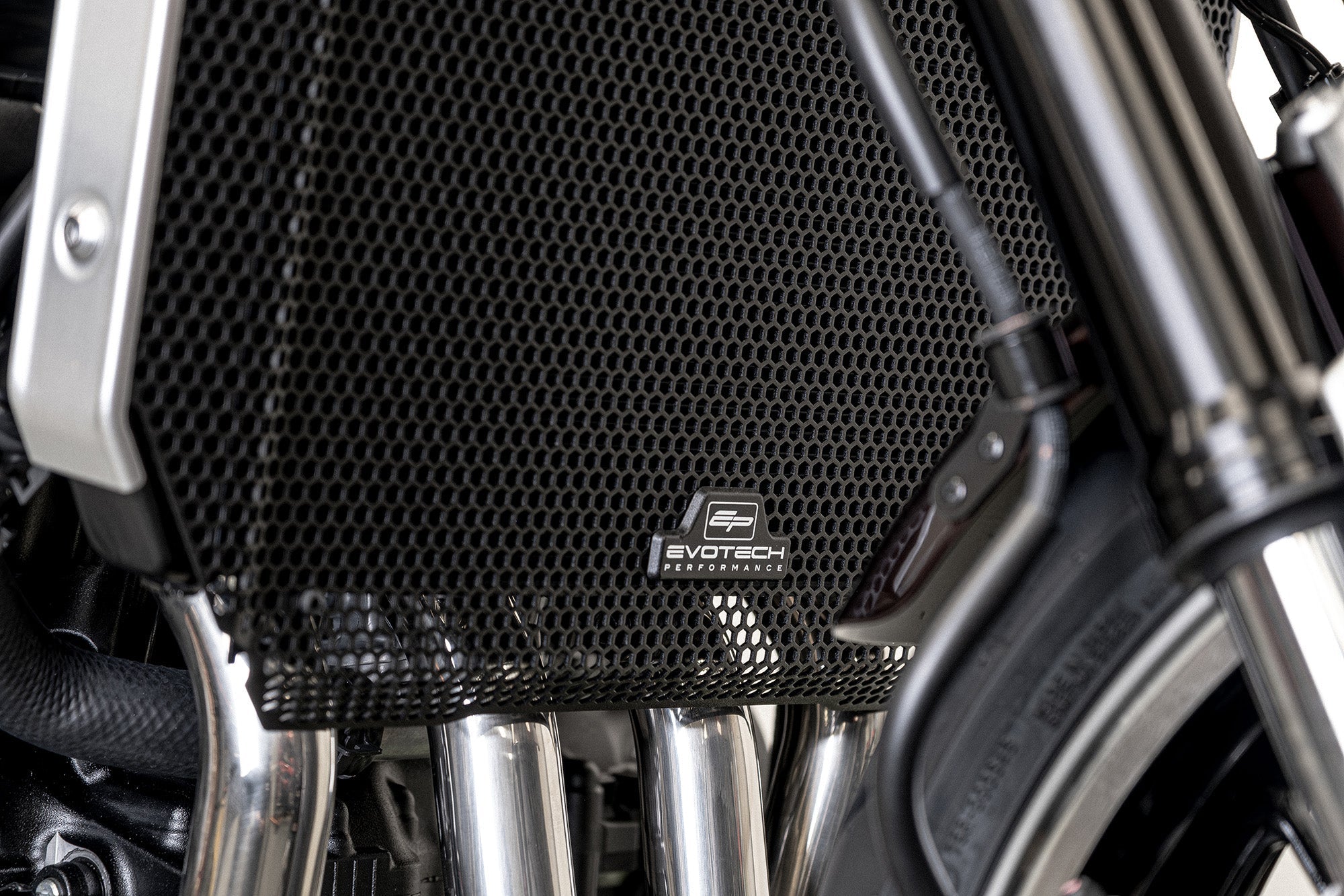Evotech Radiator Guard - Kawasaki Z900RS SE (2023 - 2025)