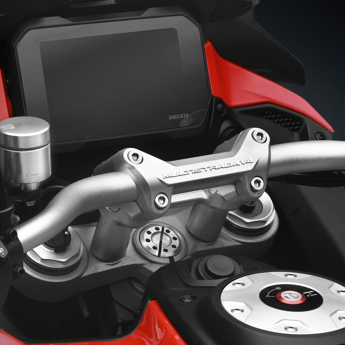 Rizoma Raised and swept-back risers — to raise up (+35 mm) and drawn back (-20 mm) the handlebar — ZDM167A