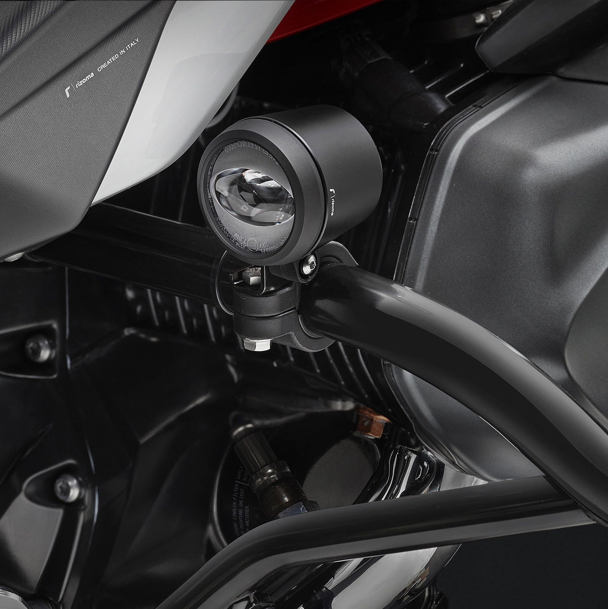 Rizoma LED fog light kit — EE140B