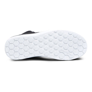 TCX Street 3 WP Black/White 47*