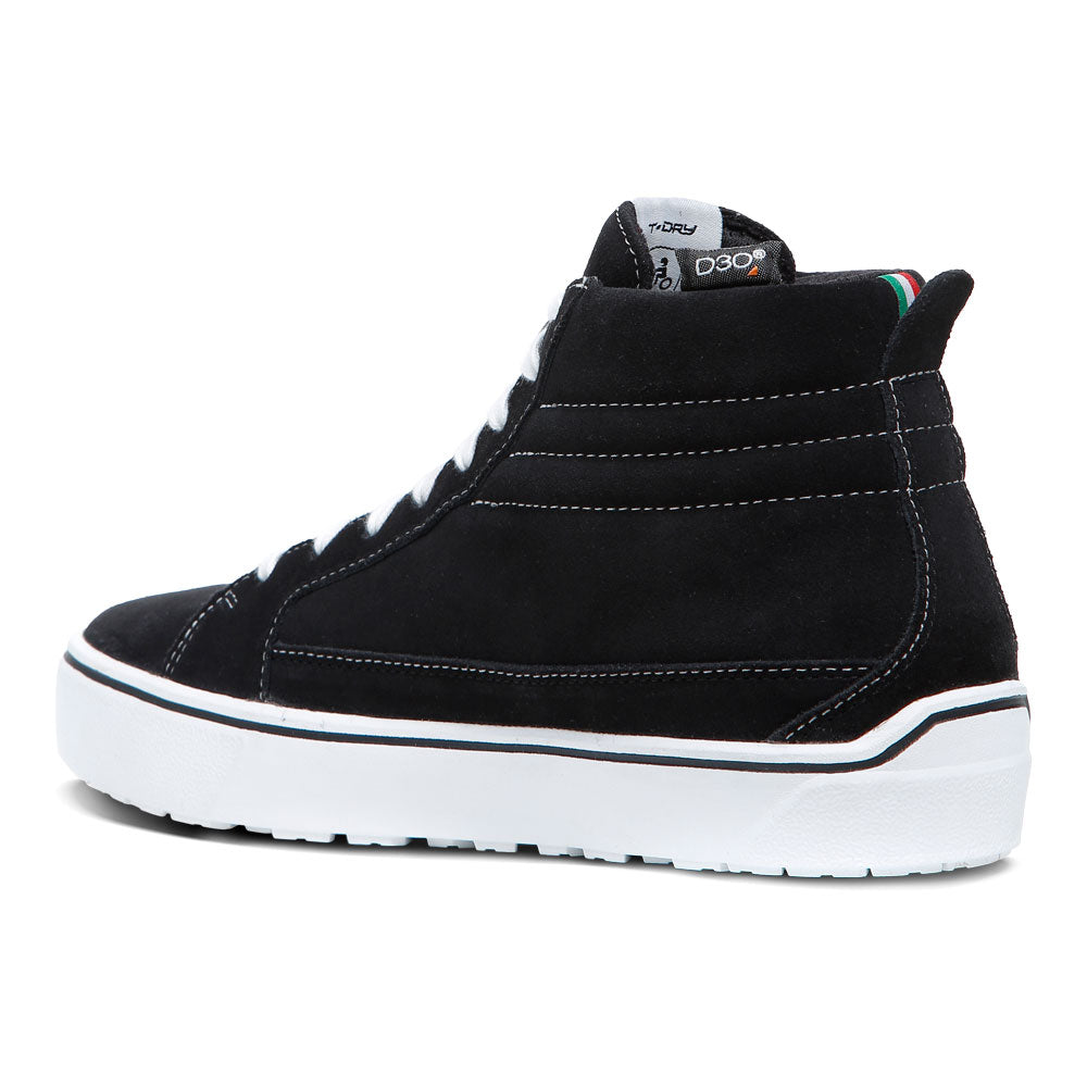 TCX Street 3 WP Black/White 47*
